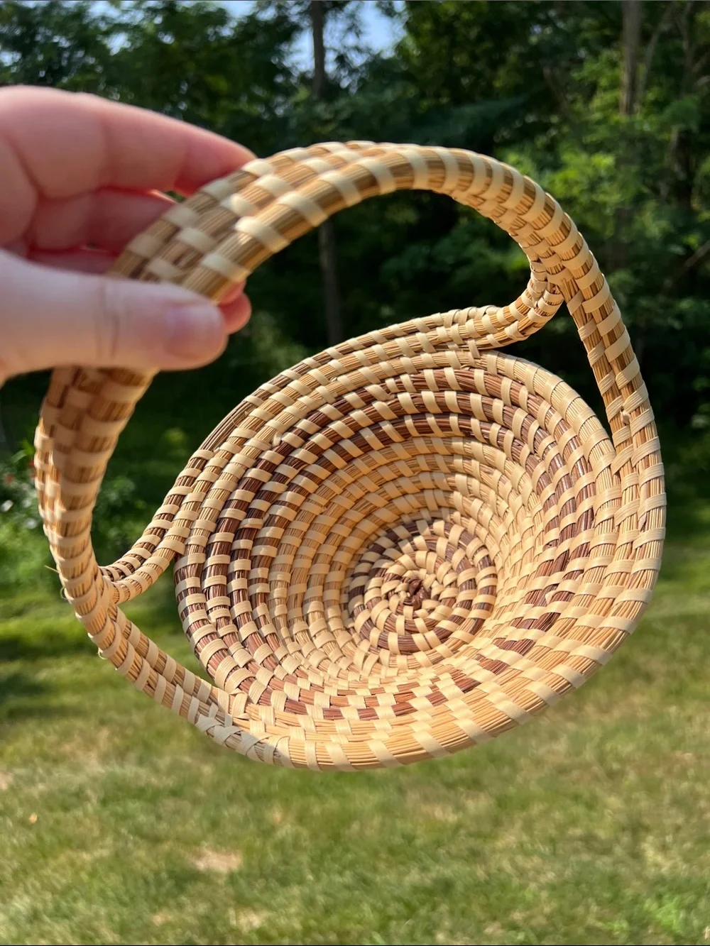 Vintage Charleston South Carolina Sweetgrass Bullrush Gullah Handwoven Basket